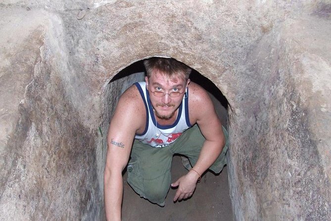HCM: Cu Chi Tunnels-Tapioca Small Group Tour Morning or Afternoon - Crawling Through the Tunnel