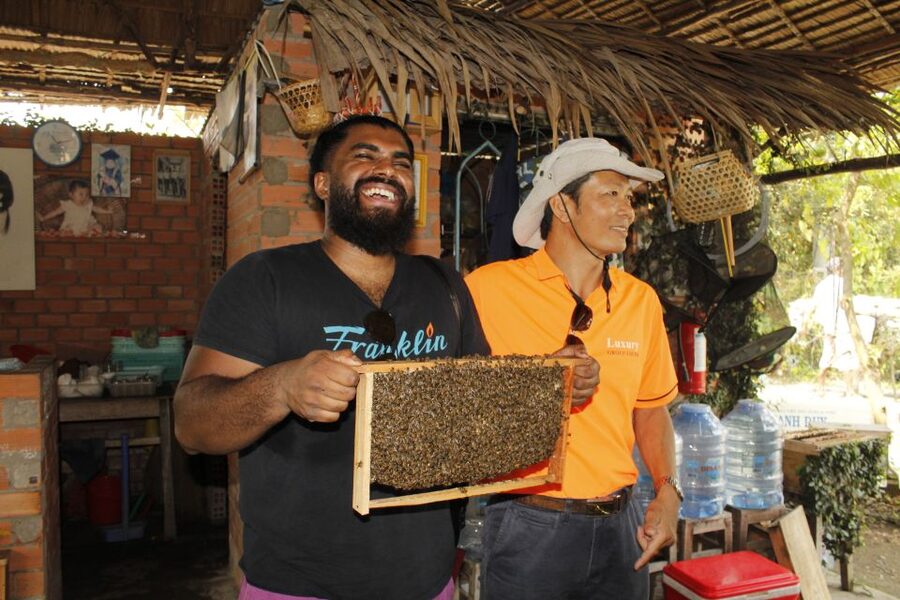 HCM: Mekong Delta, My Tho & Ben Tre Coconut Village - Vinh Trang Pagoda: a calm first stop