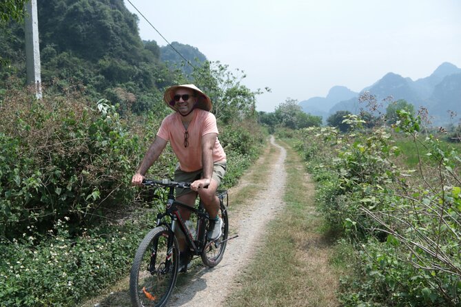 Hidden Ninh Binh Luxury Full Day Group Tour (Tam Coc - Hoa Lu) - Hoa Lu and Vietnam’s early royal past