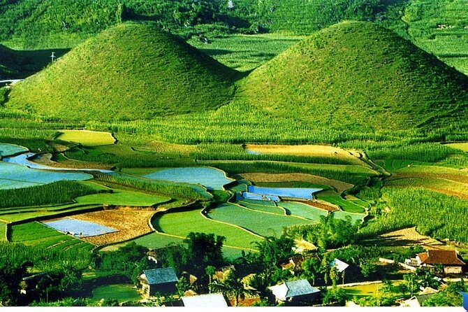 High Quality Small Group Ha Giang Loop Car Tour 2 Days 2 Nights - Dong Van Plateau and the northern border sights