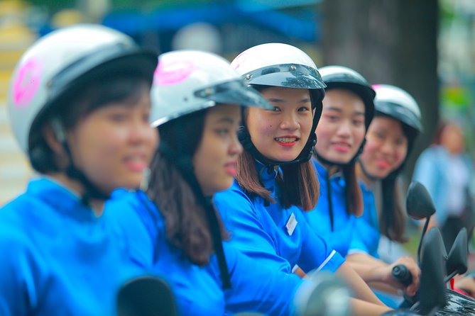 Ho Chi Minh City Tour by Motorbike with Female Riders | KissTour - Entering Ba Thien Hau Temple in Chinatown