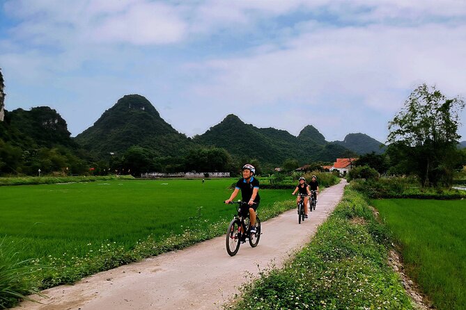 Hoa Lu - Tam Coc - Ninh Binh Day Tour: Biking, Visit Local Family - Lunch inside a local family home