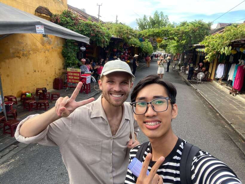 Hoi An Ancient Town - Walking Tour with Local Guide - Assembly halls and the town’s trading connections