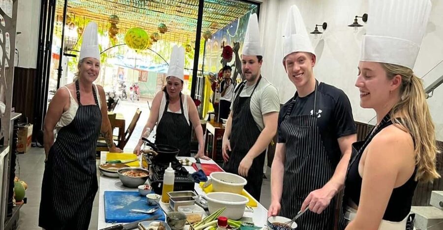 Hoi An Authentic Cooking Class with Pro Chef in Small group - Optional market visit before cooking