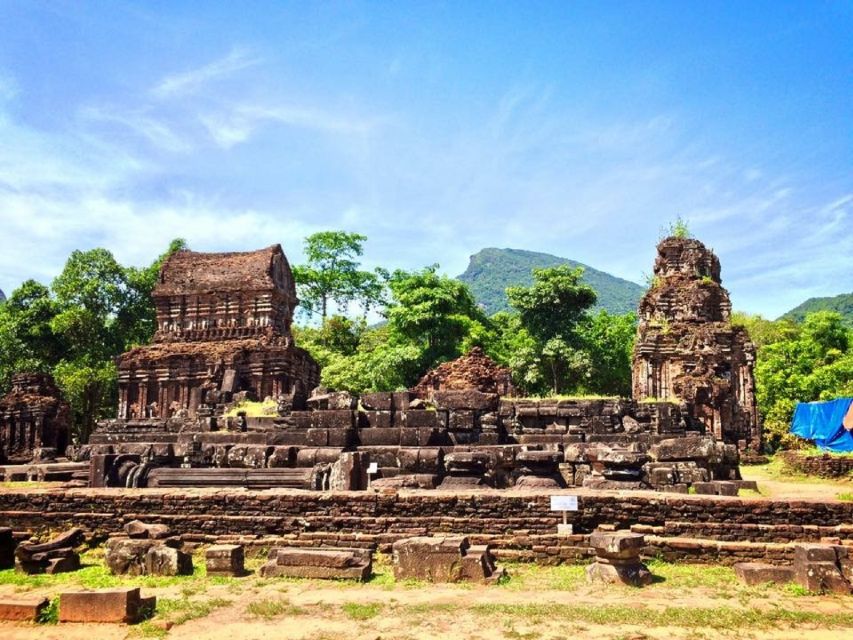 Hoi An/Da Nang: My Son Afternoon tour: Banh my and Cruise - Returning by boat on the Thu Bon River