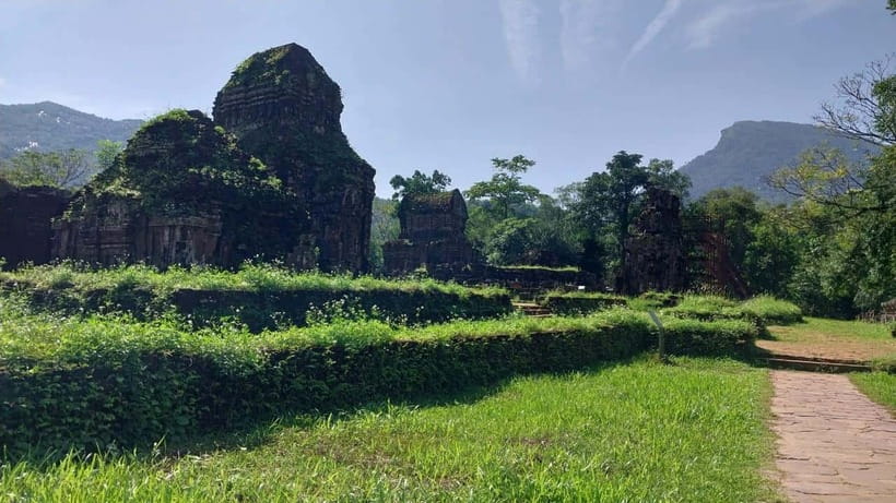 Hoi An/Da Nang: My Son Sanctuary Sunrise & Morning with Boat - Rice paper making at a local house