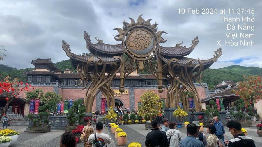 Hoi An: Golden Bridge, Marble Mt, & Lady Buddha Private Trip - Three major sights without changing hotels