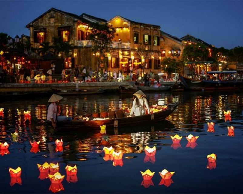 Hoi An : Hoai River Boat Trip by Night and Floating Lantern - Who will enjoy this short river ride?