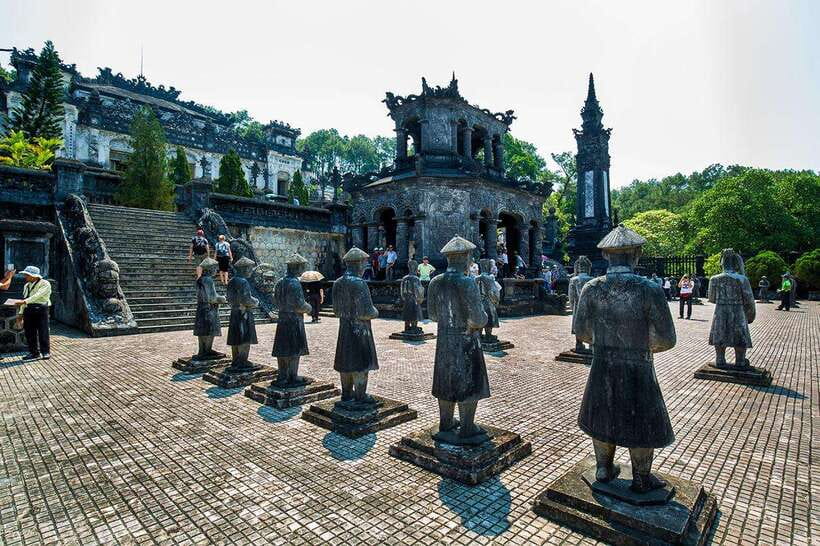 Hoi An: Imperial Hue And Scenic Hai Van Pass Discovery Tour - Thien Mu Pagoda and Its Difficult History