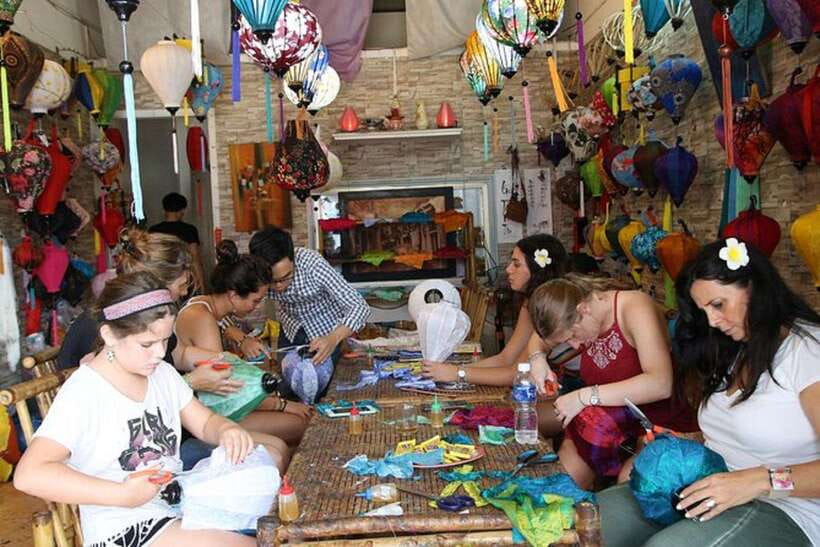 Hoi An: Lantern and Coffee Making Class - Atmosphere, pace, and comfort