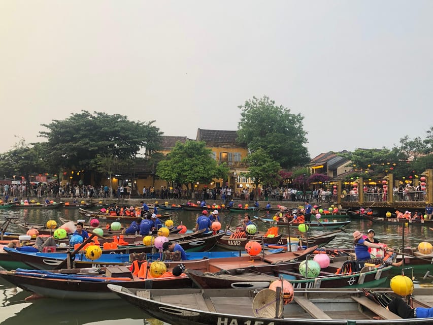 Hoi An Lantern Boat Ride on the Thu Bon River - Choosing the Right Time