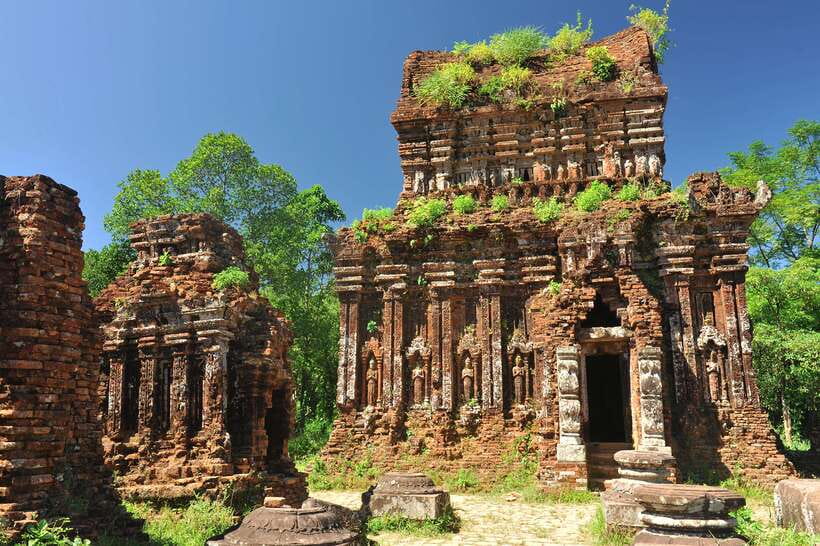 Hoi An: My Son Early Morning with Banh My and Coffee 6 am - Two hours among the Cham temple ruins