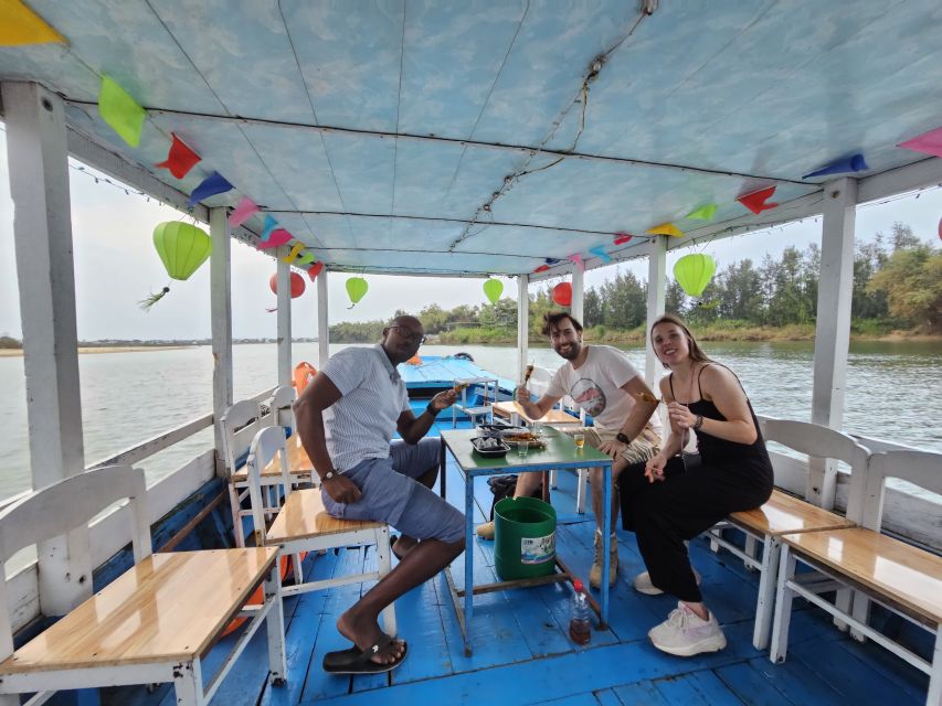 Hoi An: My Son Sanctuary & Sunset River Cruise BBQ or Banhmi - The drive from Hoi An to My Son