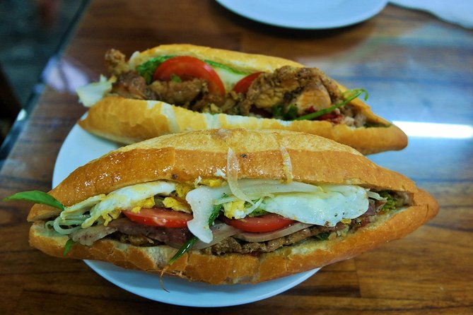 Hoi An Street Food Walking Tour with Tastings - What you may eat along the way
