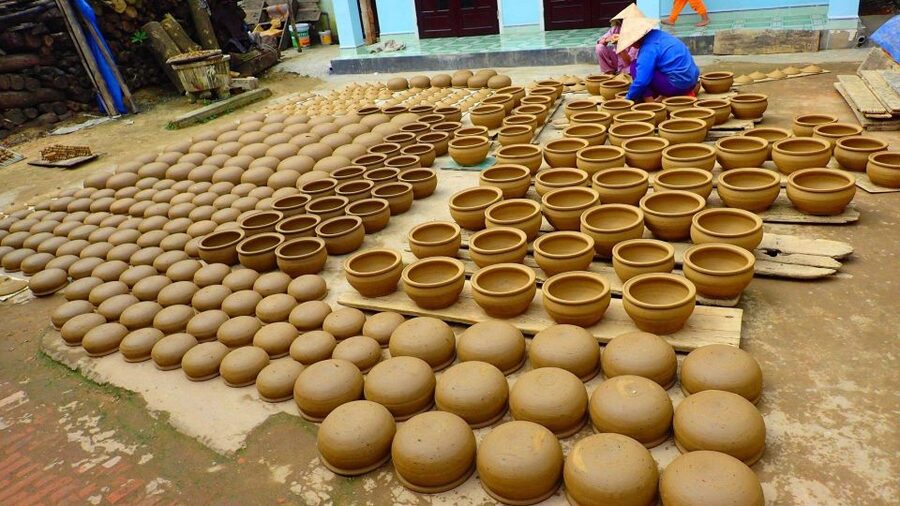Hoi An: Thanh Ha Village Tour with Pottery Making and Gift - A coconut coffee break before the village walk