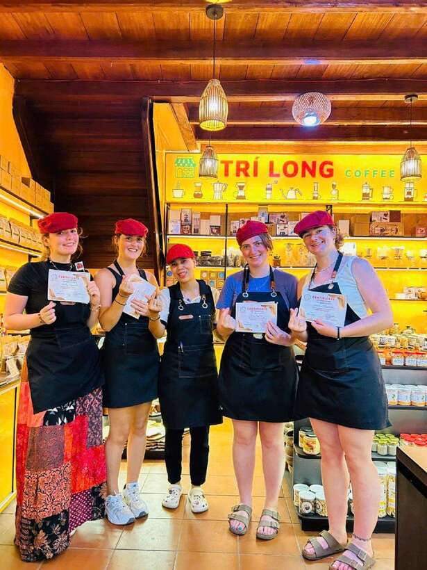 Hoi An: Vietnamese Coffee Making Workshop at Local Roastery - Picking two drinks from four Vietnamese styles