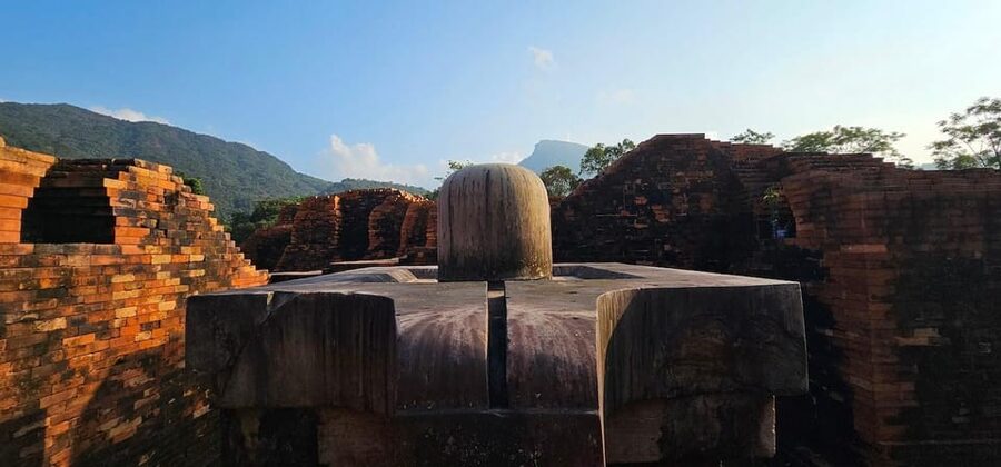 HoiAn: My Son Sanctuary w. Champa food Lunch 5:30/8:00/14:00 - The drive from Hoi An to the sanctuary