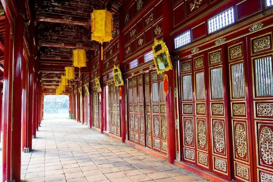 Hue Customizable Tour with Imperial Citadel & Forbidden City - The Nine Dynastic Urns and royal ancestor temples