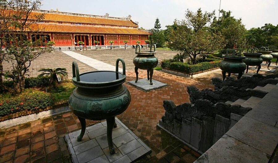 Hue Customizable Tour with Imperial Citadel & Forbidden City - What the guides do best