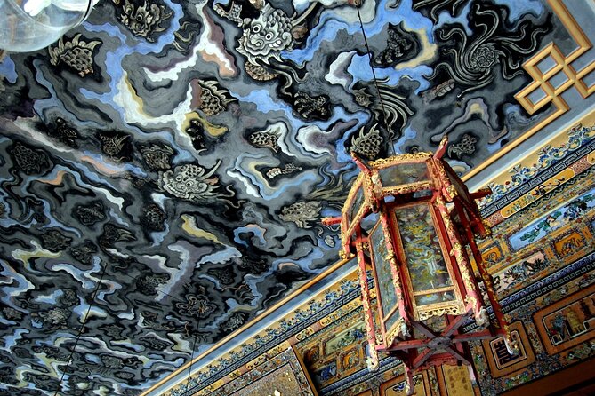 Hue Day Tour, Imperial Citadel, Khai Dinh Tomb & Thien Mu Pagoda - Guides, communication, and what to expect