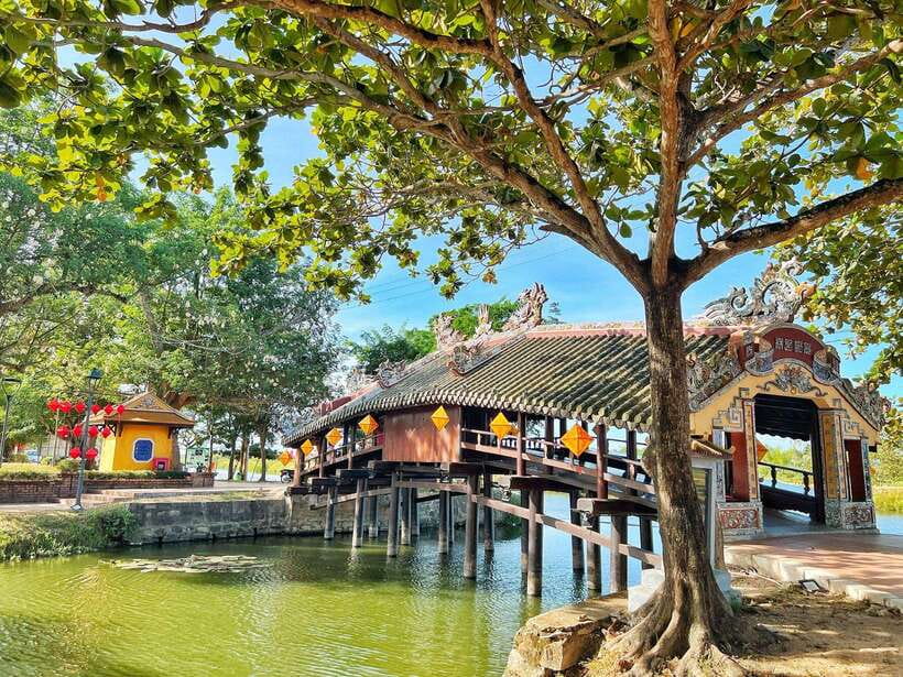 Hue :Exploring Royal City with Multi Options and Dragon Boat - A flexible way to see far-flung Hue