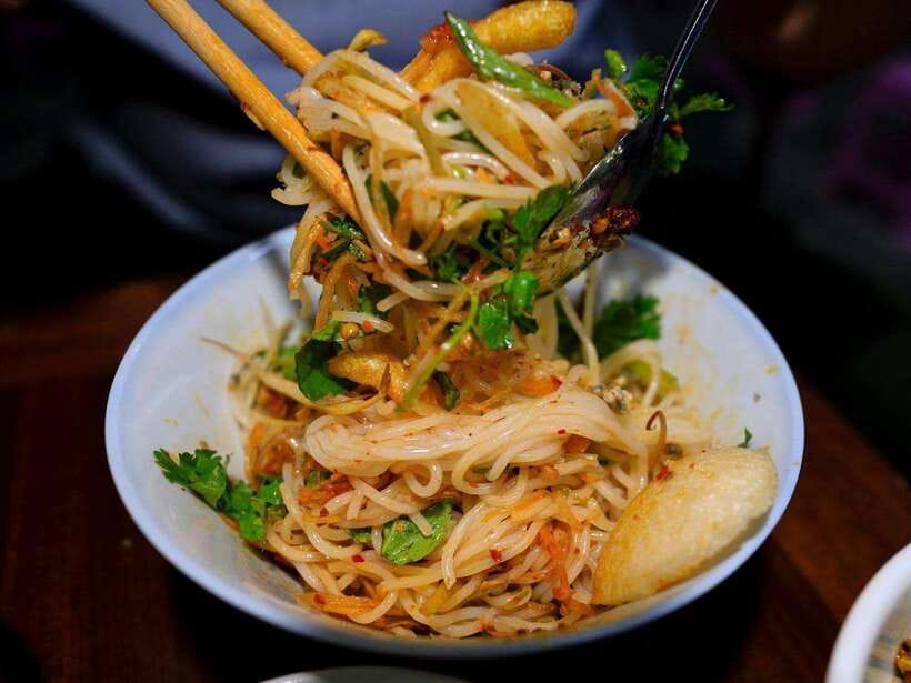 Hue: Guided Local Food Tour with Stories - Key points to know before booking