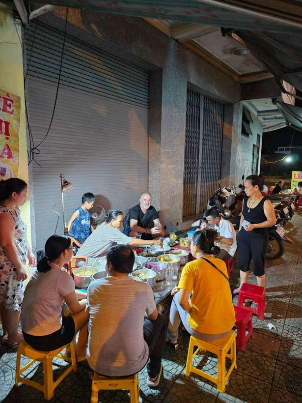 Hue: Guided Local Food Tour with Stories - Starting on the south bank of the Perfume River