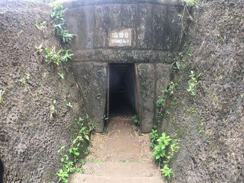 Hue : Private Day Trip to DMZ : Vinh Moc tunnel & Khe Sanh - Walking through Vinh Moc tunnel