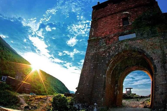 Hue to Dn/Hoi An: Hai Van Pass, beaches & Mt Monkey or vice versa - What the $59 price really buys you