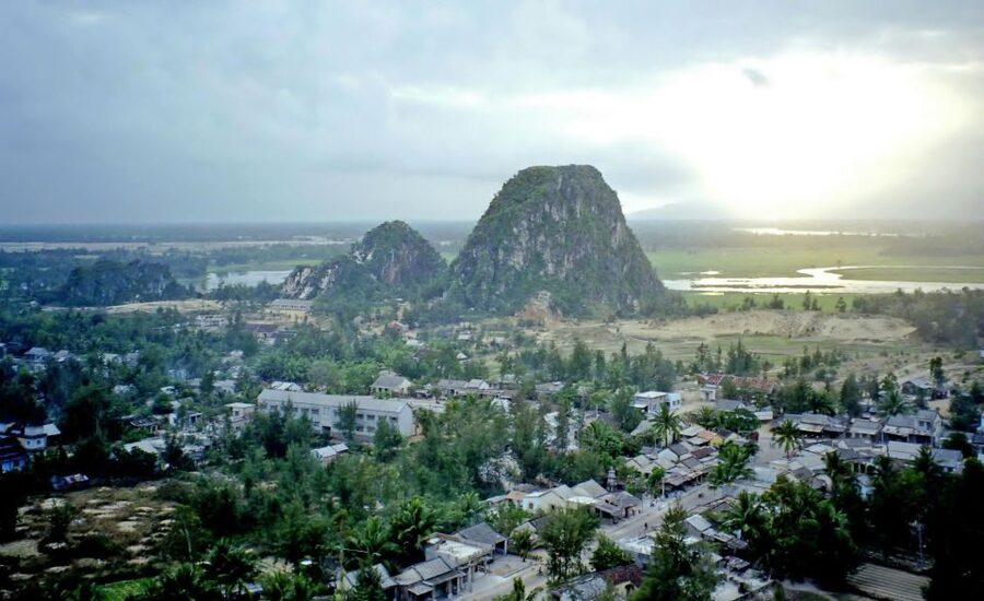 Hue to Hoi An by bus: Hai Van Pass, Lang Co, Marble mountain - Arriving in Hoi An around 2 p.m.