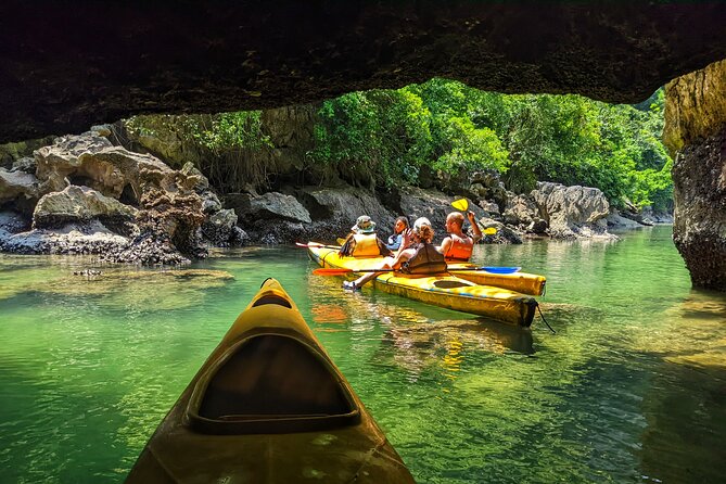Lan Ha - Ha Long bay with local experts (small group guaranteed) - Ba Trai Dao Beach, swimming, and the second kayak stop
