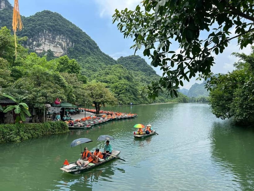 Luxury Limousine Tour: Hoa Lu, Trang An/Tam Coc & Mua Cave - Key points at a glance