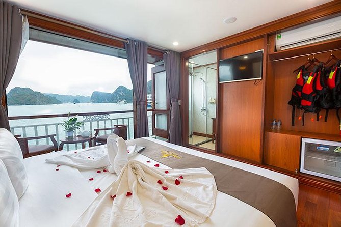 LUXURY TRIP of LIFETIME-NO FUN-NO PAY-Halong-All inclusive-2d/1n - Life on board: cabins, food, and the daily rhythm