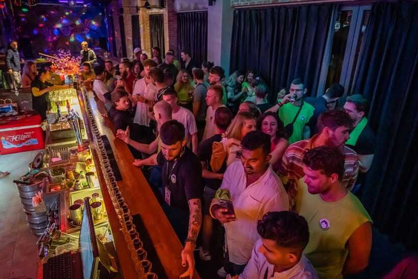 Mad Monkey Hoi An Pub Craw - The social side is the strongest reason to go