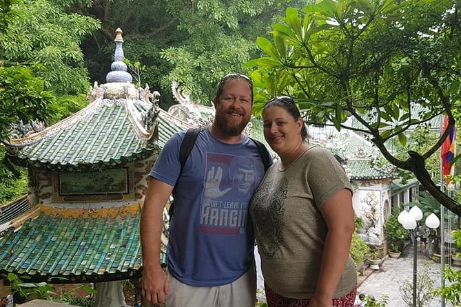 MARBLE MOUNTAIN-AM PHU Cave & HOI AN -Colourful Lantern Boat Ride - How the private format affects the value