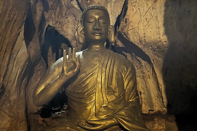 Marble mountain and Linh Ung temple from Da Nang/ Hoi An (4 hour) - Son Tra Mountain and the Lady Buddha statue