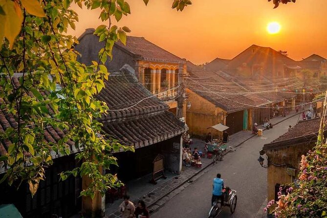 Marble Mountain - Hoi An Colour Lanterns & Night Market from DN - Dinner in Hoi An: a useful taste of local food