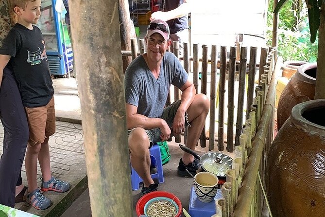 Mekong Delta Homestay 2-Day at Family Tiny Garden - Small Group - Guides, group size, and the pace of the day
