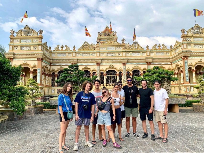MeKong Delta Tour - Folk music and village life