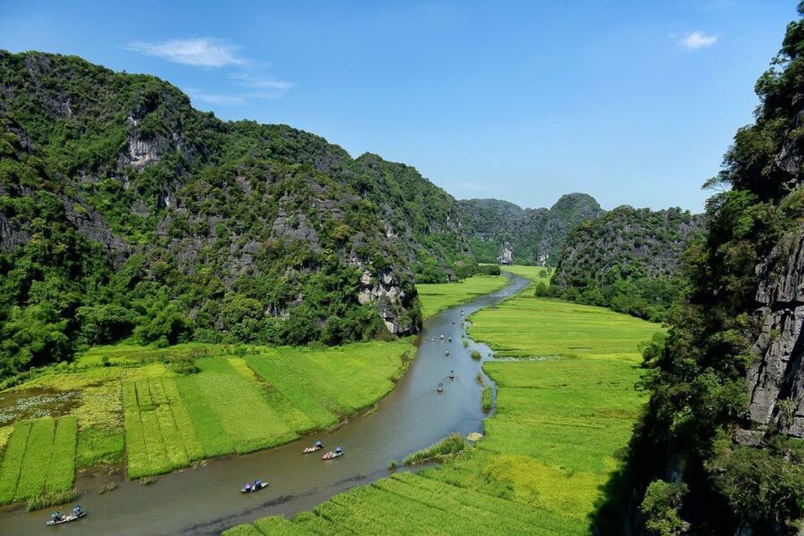 Ninh Binh Daily: Hoa Lu, Mua Cave, Tam Coc, Bike & Swimming - The 500 steps of Mua Mountain