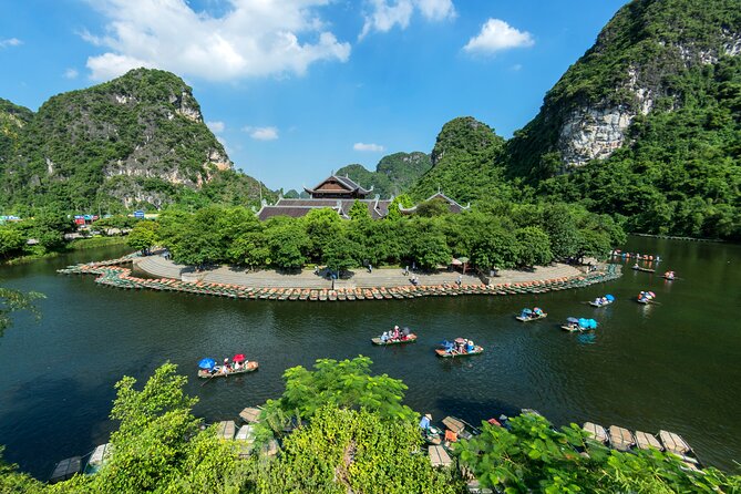 Ninh Binh Day Trip: Hoa Lu-Trang An/Tam Coc-Mua Cave-Cycling-Boat - Who will enjoy this day most?