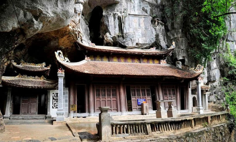 Ninh Binh E-bike Tour: Tam Coc Rural Life, Bich Dong & Dundj - Riding through Coi Khe, Nham, and Thung Nang