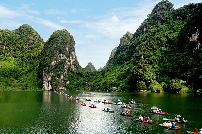 Ninh Binh full day-Hoa Lu temple & biking, Tam Coc boat trip, Dragon mountain - Why this Ninh Binh day trip works