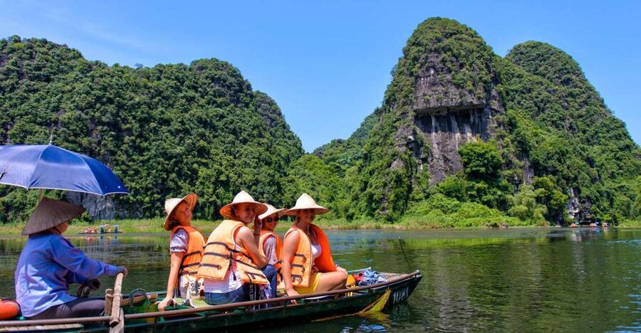 Ninh Binh: Hoa Lu, Mua Cave, and Trang An Tour and Boat Ride - Hoa Lu, where Vietnam’s early royal story begins