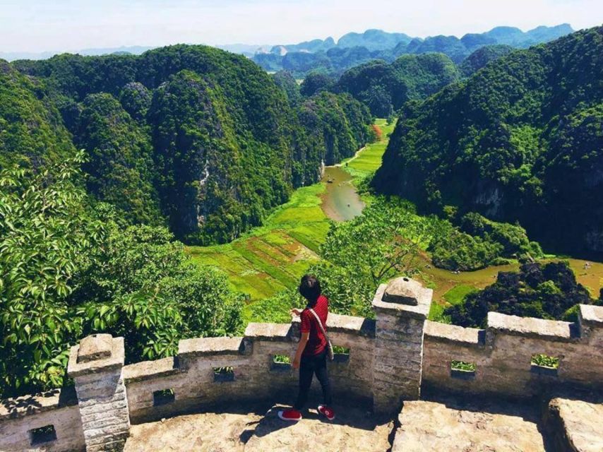 Ninh Binh: Hoa Lu, Trang An and Mua Caves Hiking Day Trip - The return to Hanoi