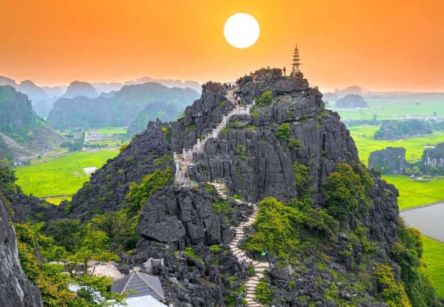 Ninh Binh Jeep Tour: Trang An Boat Ride, Bich Dong, Mua Cave - What the six-hour route actually feels like