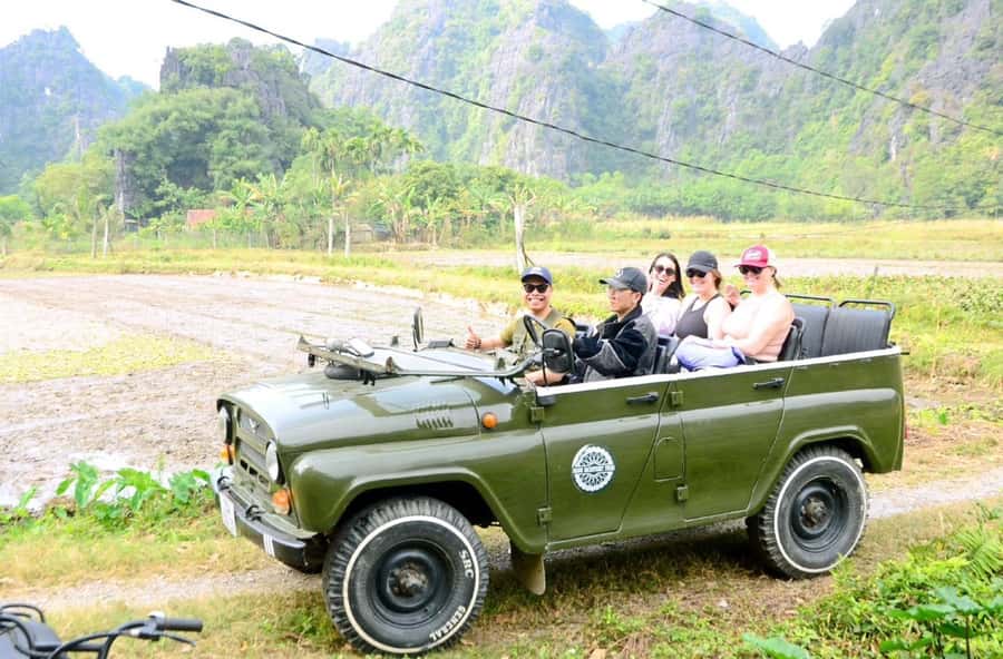 Ninh Binh Jeep Tour: Trang An Boat Ride, Bich Dong, Mua Cave - Should you book it?
