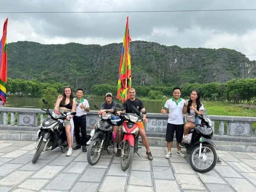 Ninh Binh Sunset Motorbike: Mua Cave, Coi Khe & Hoa Lu Town - Hoa Lu Ancient Town after twilight