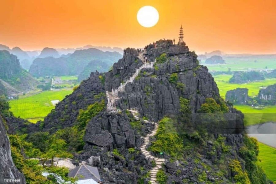 Ninh Binh: Trang An Boat Ride, Hoa Lu & Mua Cave Sunset - A full Ninh Binh day without the usual transport puzzle