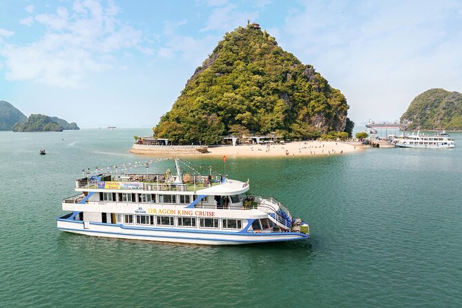 One Day Deluxe Boat Trip in Ha Long Bay - Sunset snacks on the return cruise